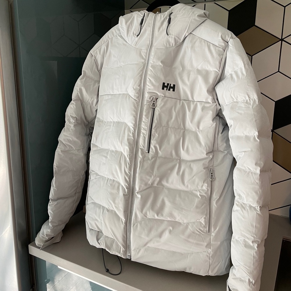 Like new Helly Hansen Swift Loft Ski Jacket Large